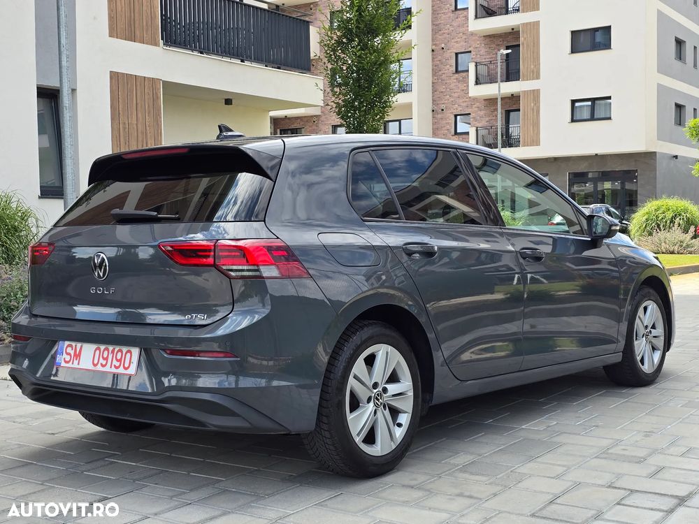 Volkswagen Golf - 5