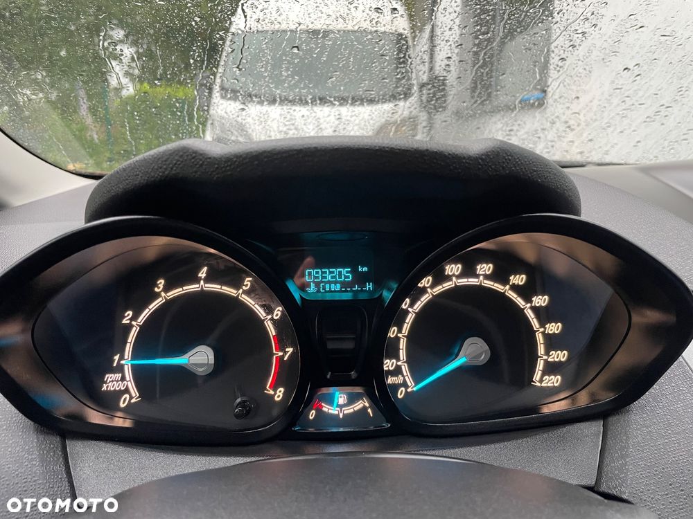 Ford Fiesta 1.25 Silver X (Trend) EU6 - 15