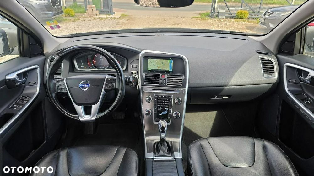 Volvo XC 60 D3 Geartronic Momentum - 10