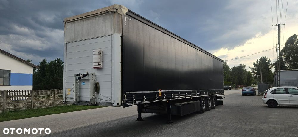 Schmitz Cargobull FIRANKA / STANDARD / BARDZO ZADBANA / NOWE OPONY - 1