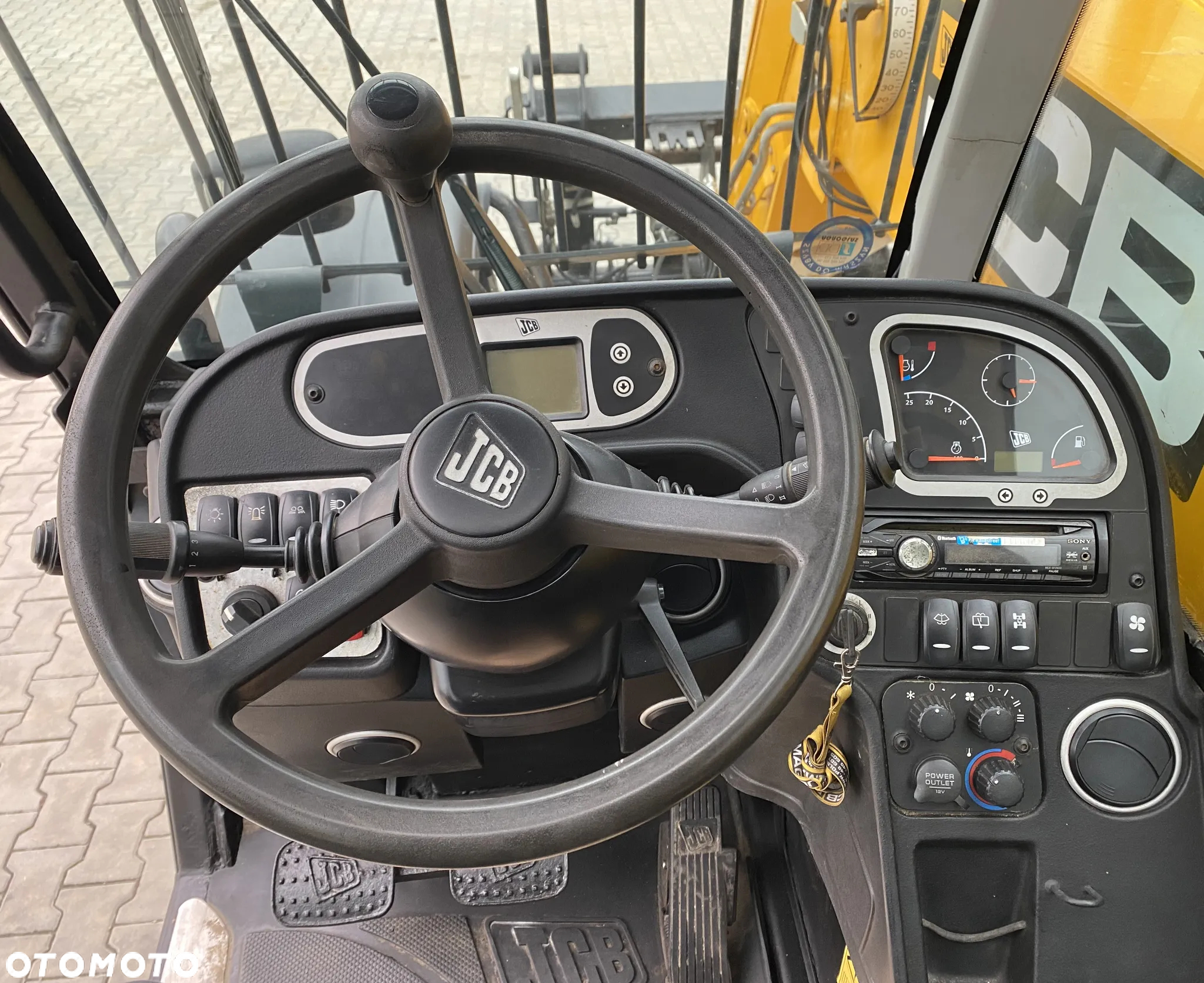 JCB 536-70 Agri Xtra - 9