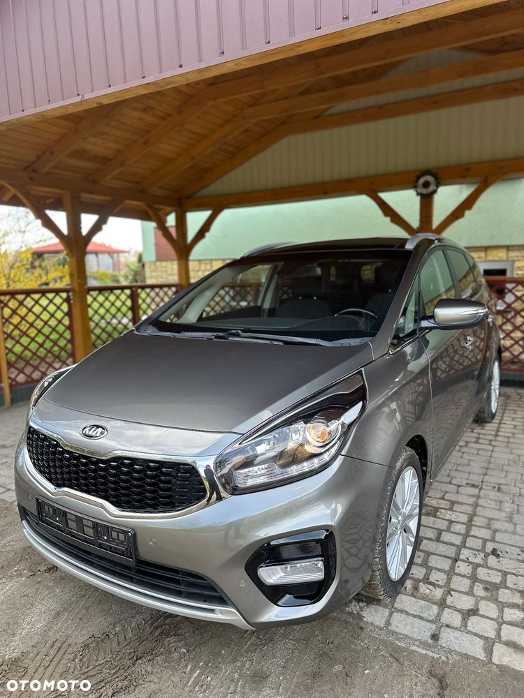 Kia Carens 1.7 CRDi M 7os EU6 - 7