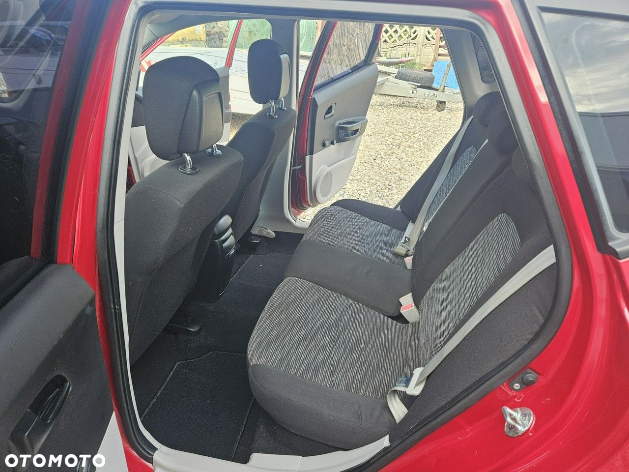Kia Ceed - 9