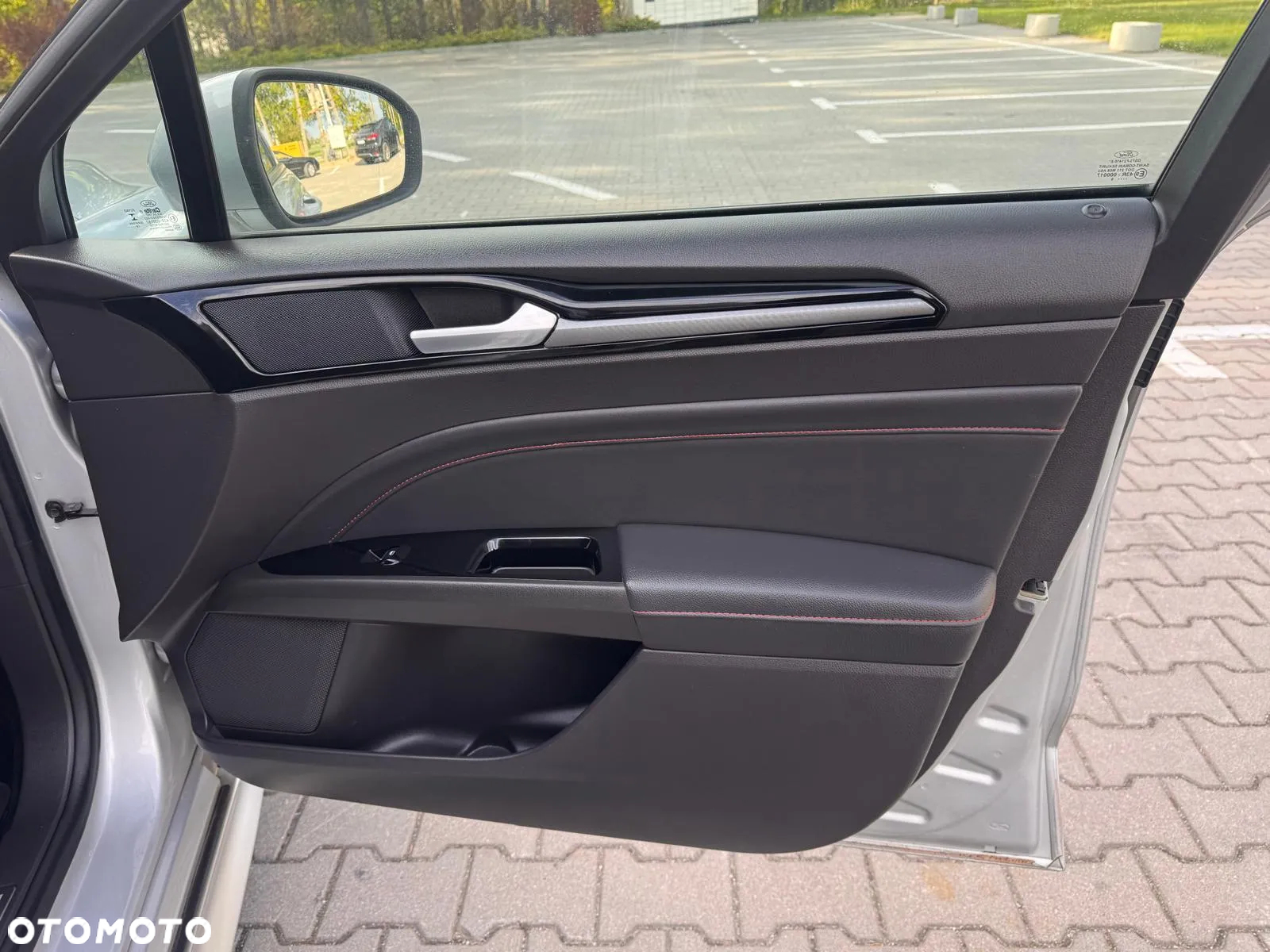 Ford Mondeo Turnier 2.0 TDCi Start-Stopp ST-Line - 28