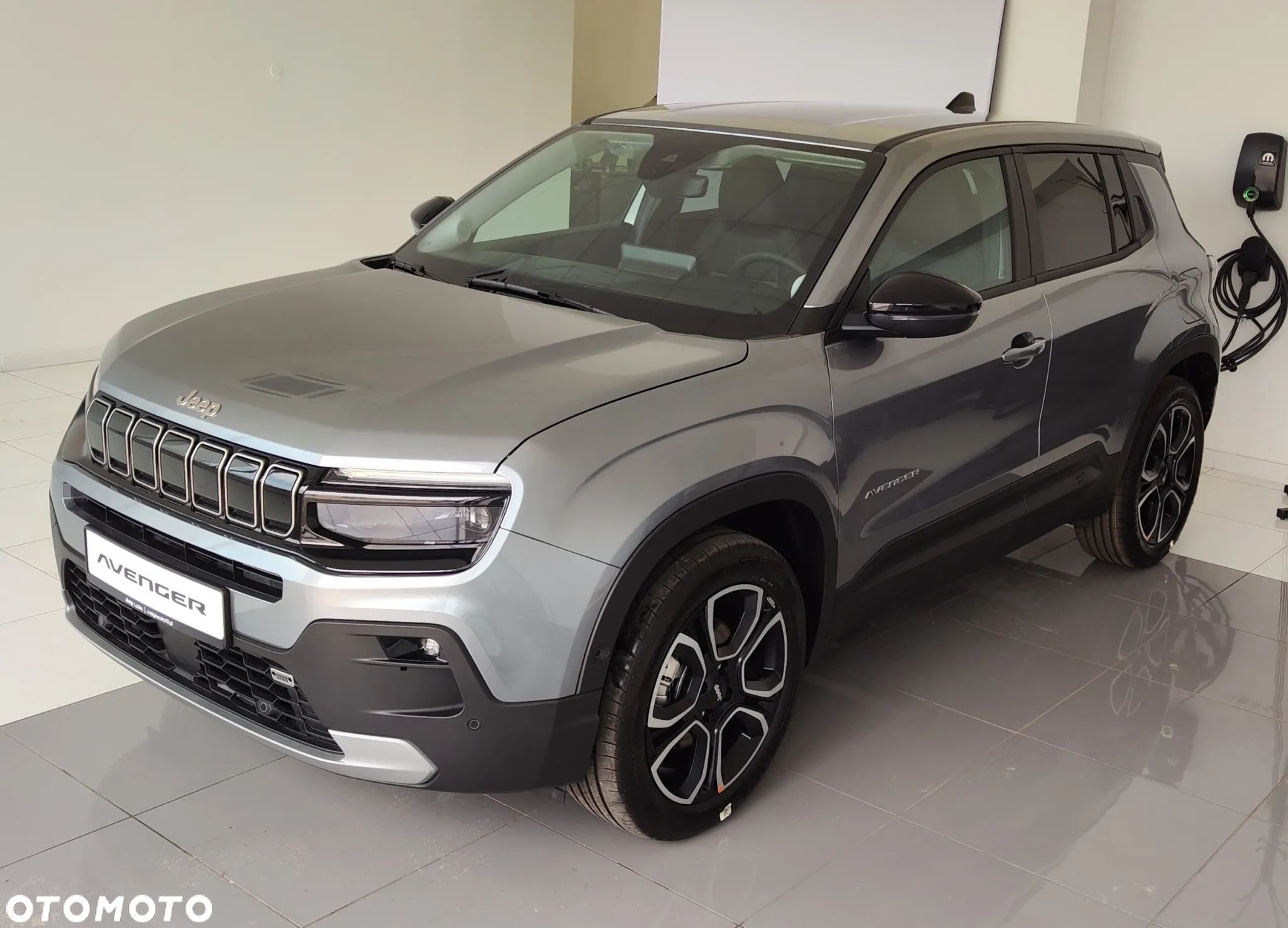 Jeep Avenger 1.2 T3 mHEV Summit FWD eDCT6 - 1