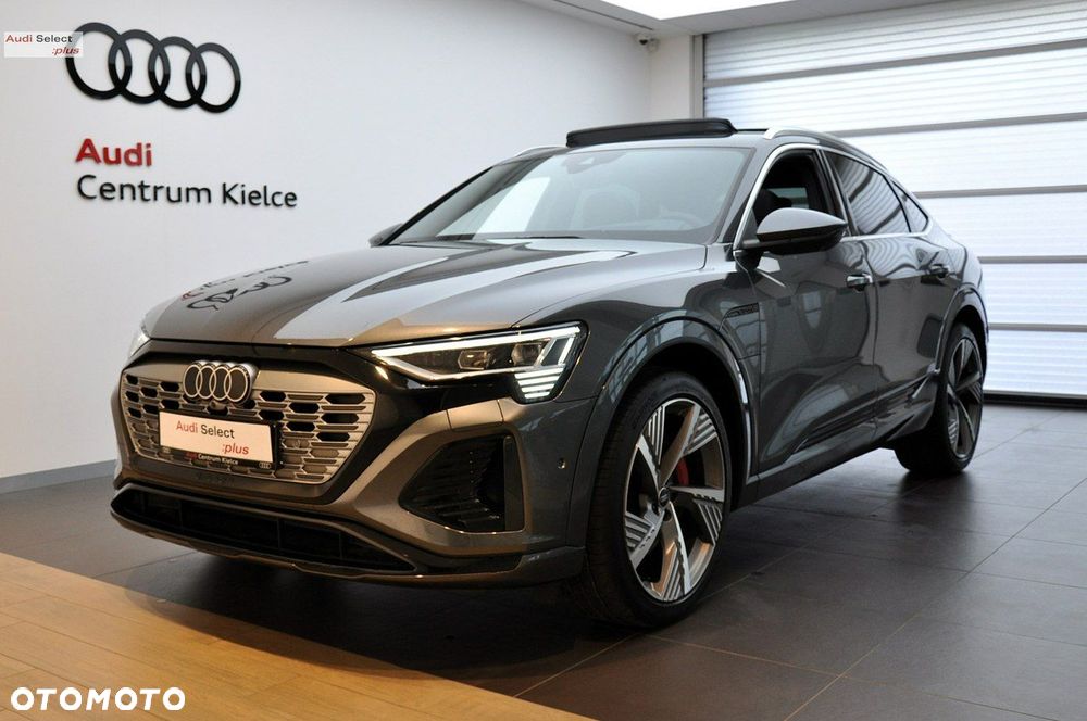 Audi Q8 Sportback e-tron - 2