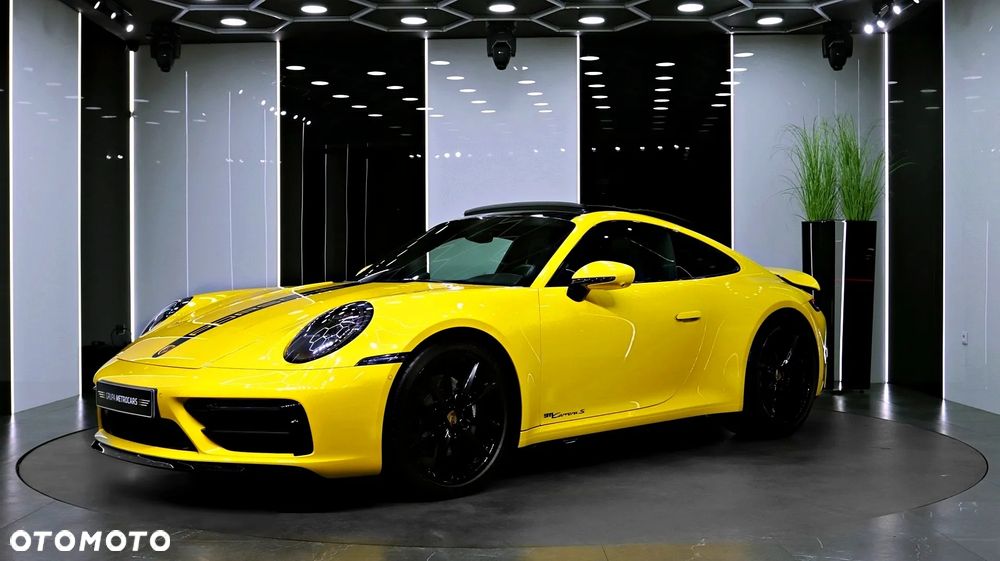 Porsche 911 Carrera S - 2