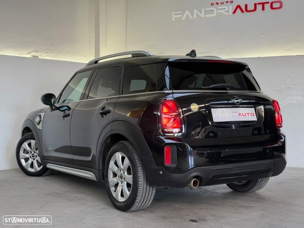 MINI Countryman Cooper SE Premium Essential Auto - 10