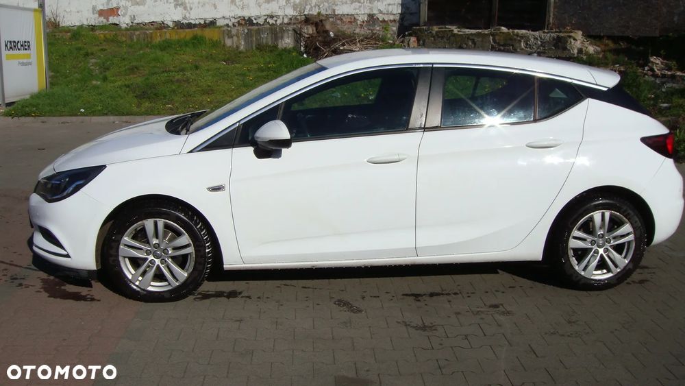 Opel Astra 1.4 T Dynamic - 4