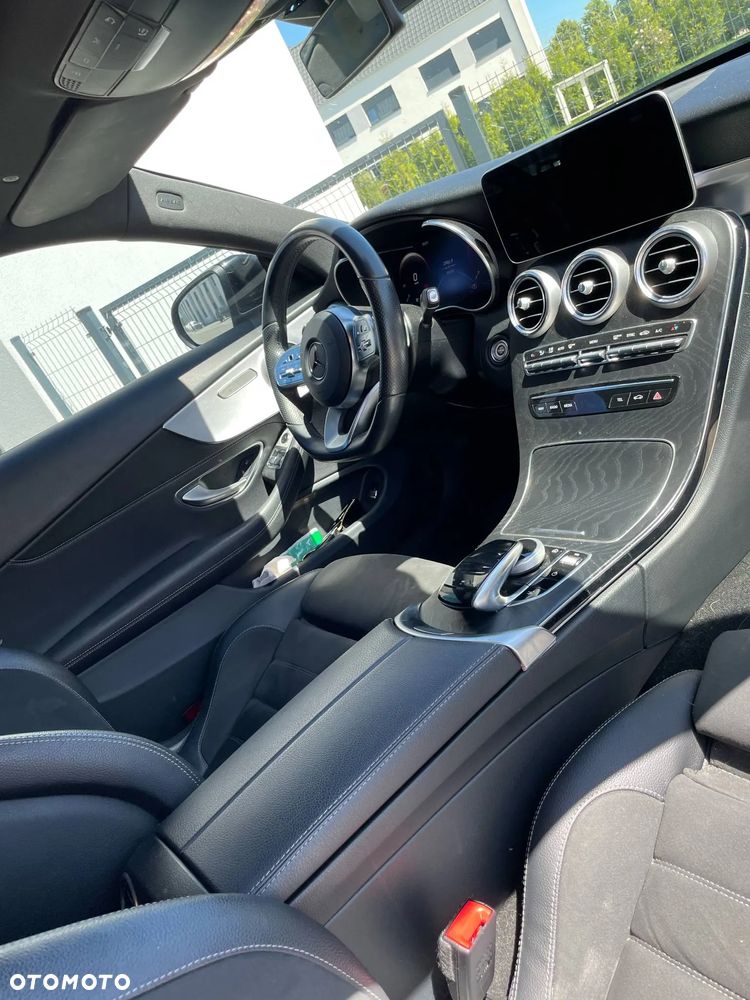 Mercedes-Benz Klasa C 200 CGI Automatik BlueEFFICIENCY Special Edition - 3