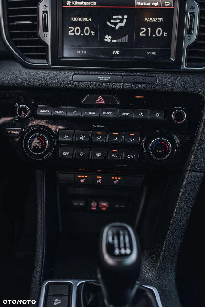 Kia Sportage 1.6 GDI 2WD ISG Dream-Team Edition - 35