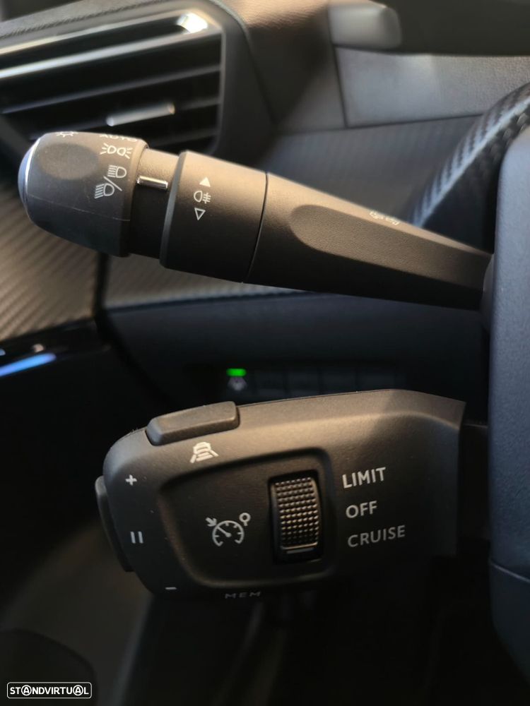 Peugeot e-2008 GT - 10