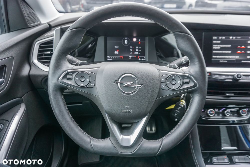 Opel Grandland 1.2 T GS S&S - 9