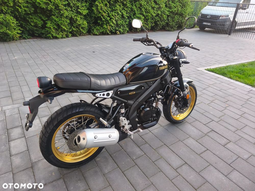 Yamaha XSR - 3