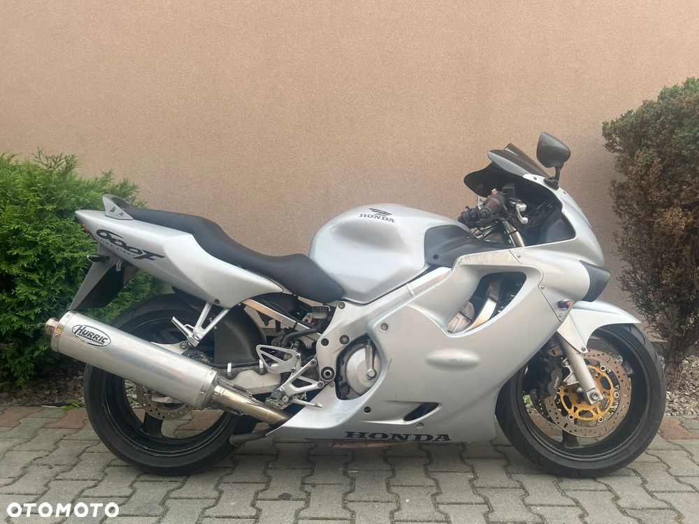 Honda CBR - 1