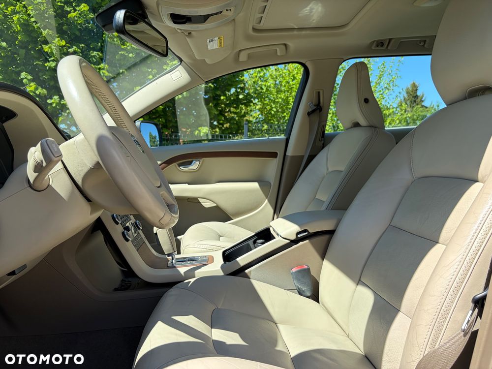 Volvo XC 70 - 29