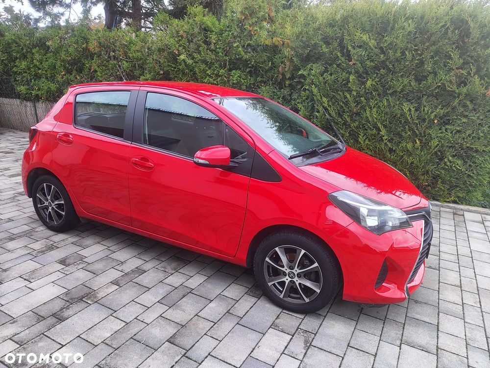 Toyota Yaris 1.0 Premium EU6 - 1