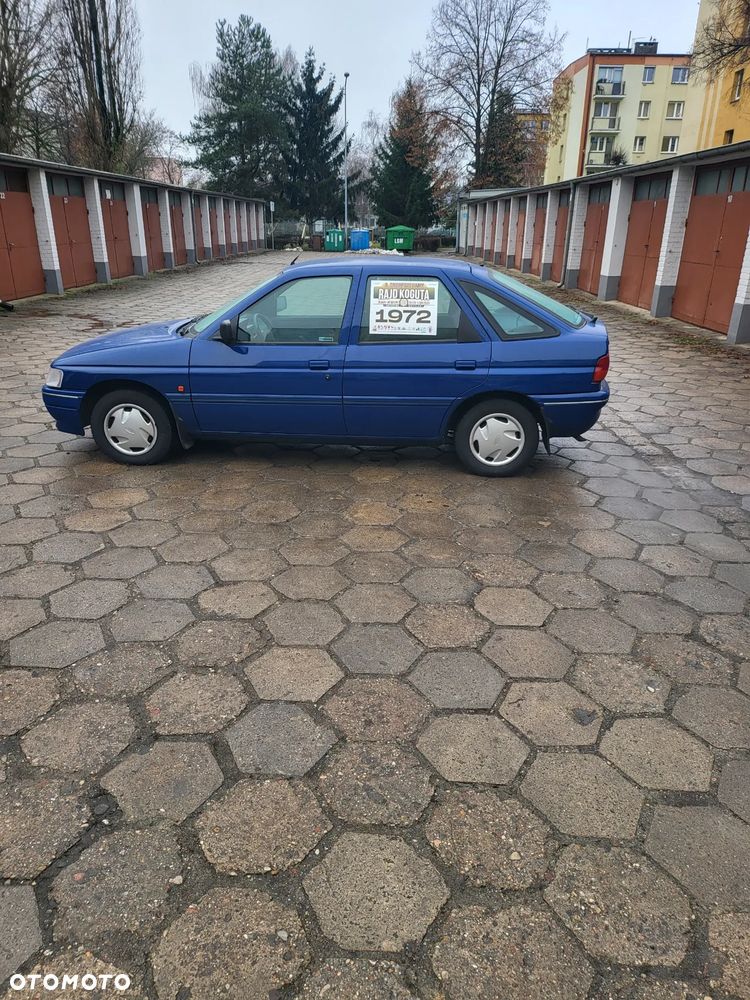 Ford Escort - 6