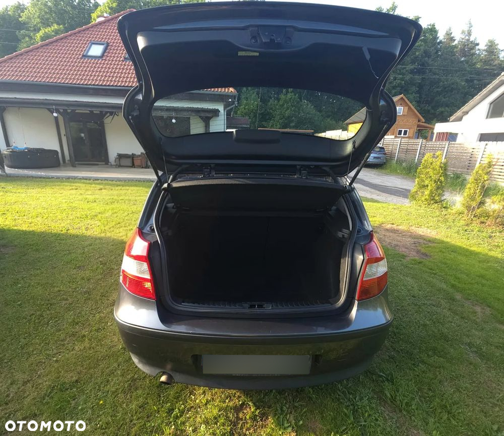 BMW Seria 1 116i - 6