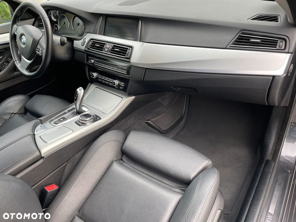 BMW Seria 5 520d Modern Line - 20