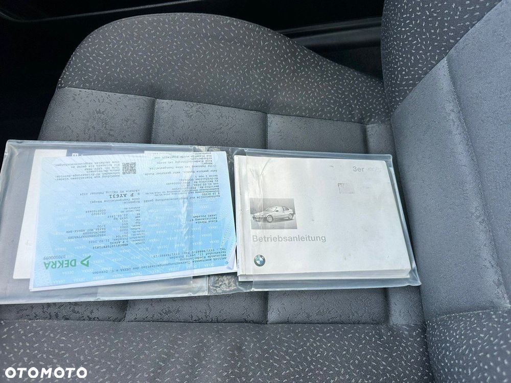 BMW Seria 3 316i - 17
