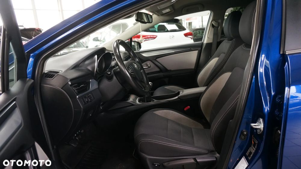 Toyota Avensis 2.0 D-4D Prestige - 7