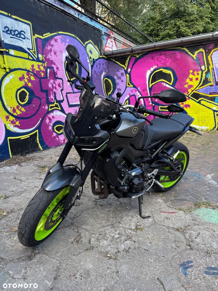 Yamaha MT - 6