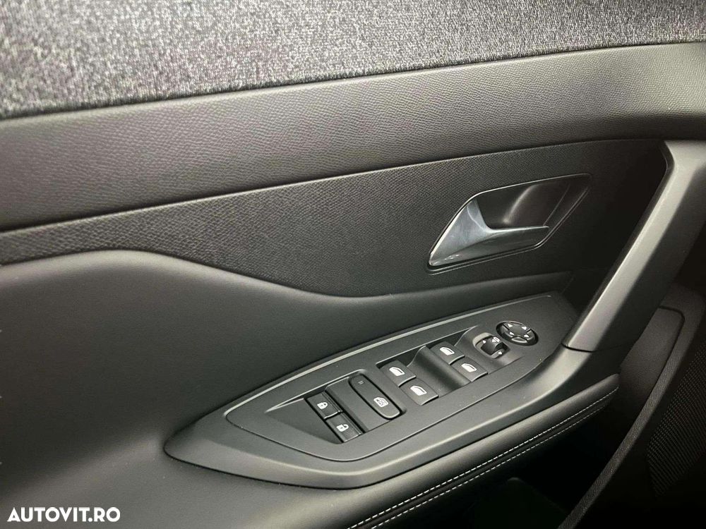 Peugeot 408 1.2L PureTech 130 S&S EAT8 Allure - 15