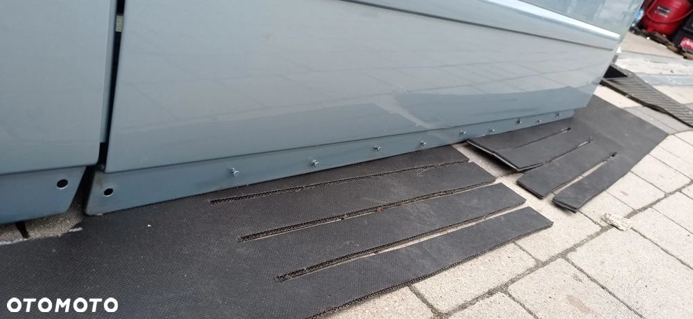 AUDI A4 B7 drzwi tylne prawe lub lewe LY5J - 9