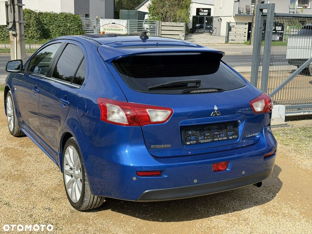 Mitsubishi Lancer - 7