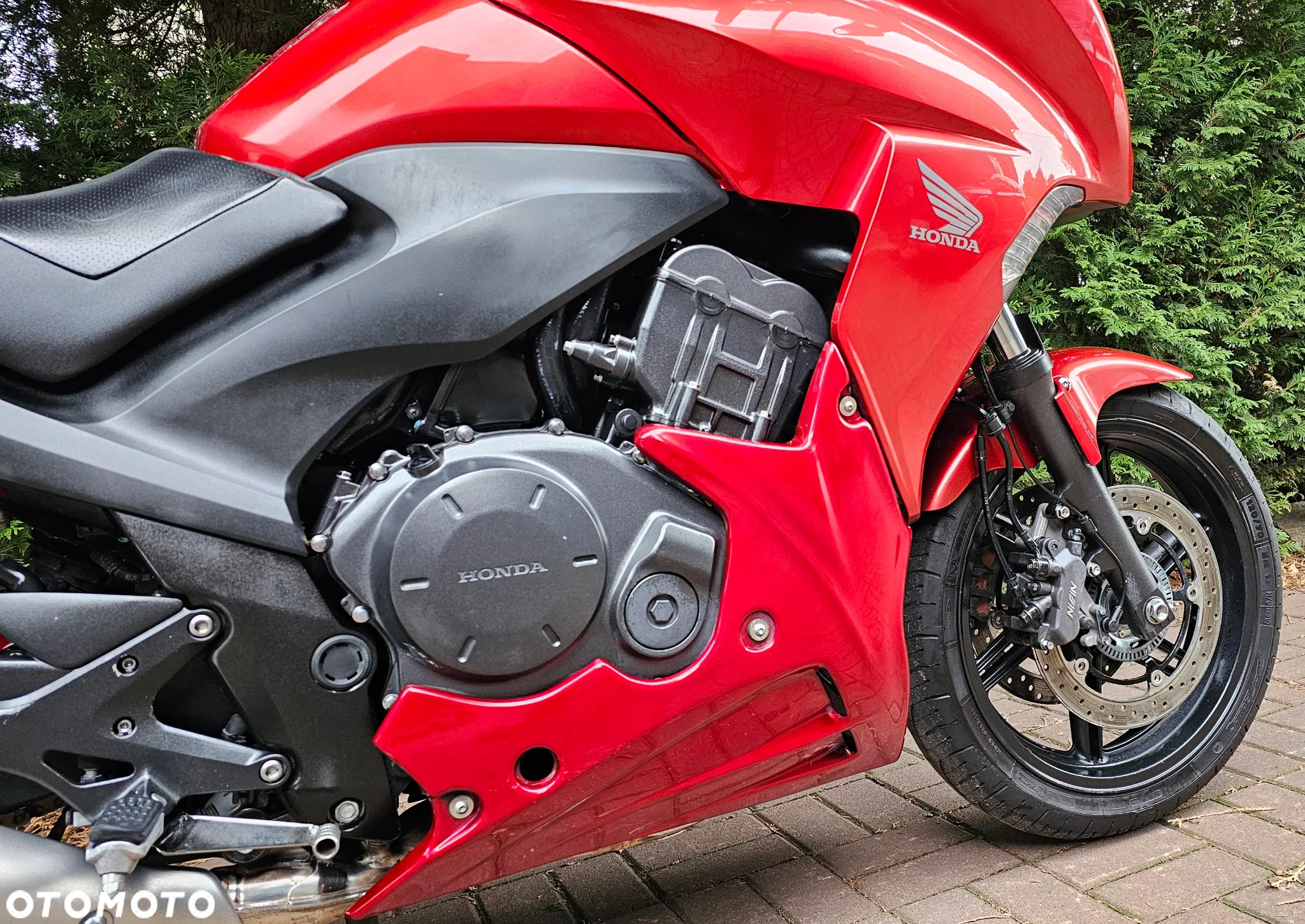 Honda CBF - 4