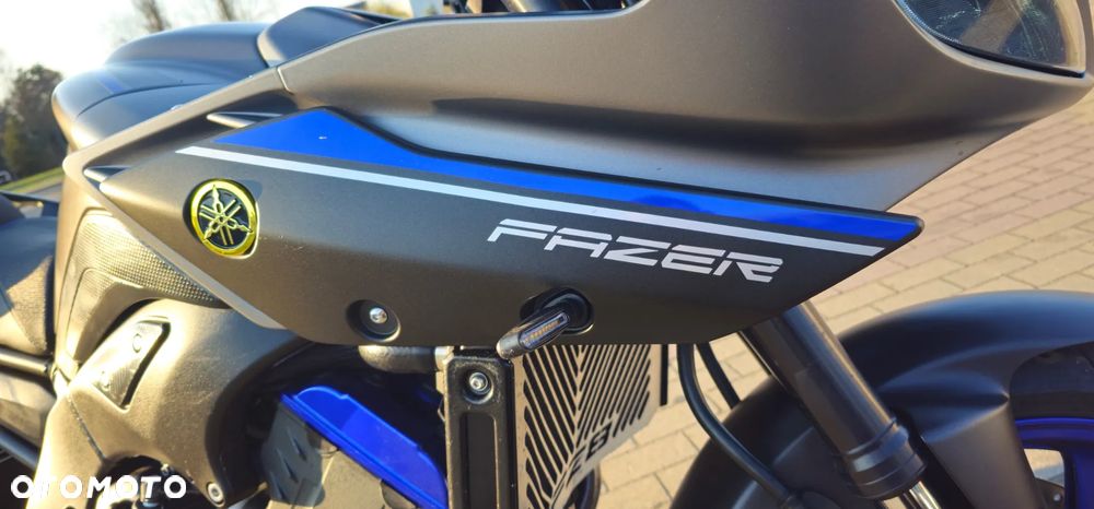 Yamaha FZ8 - 9