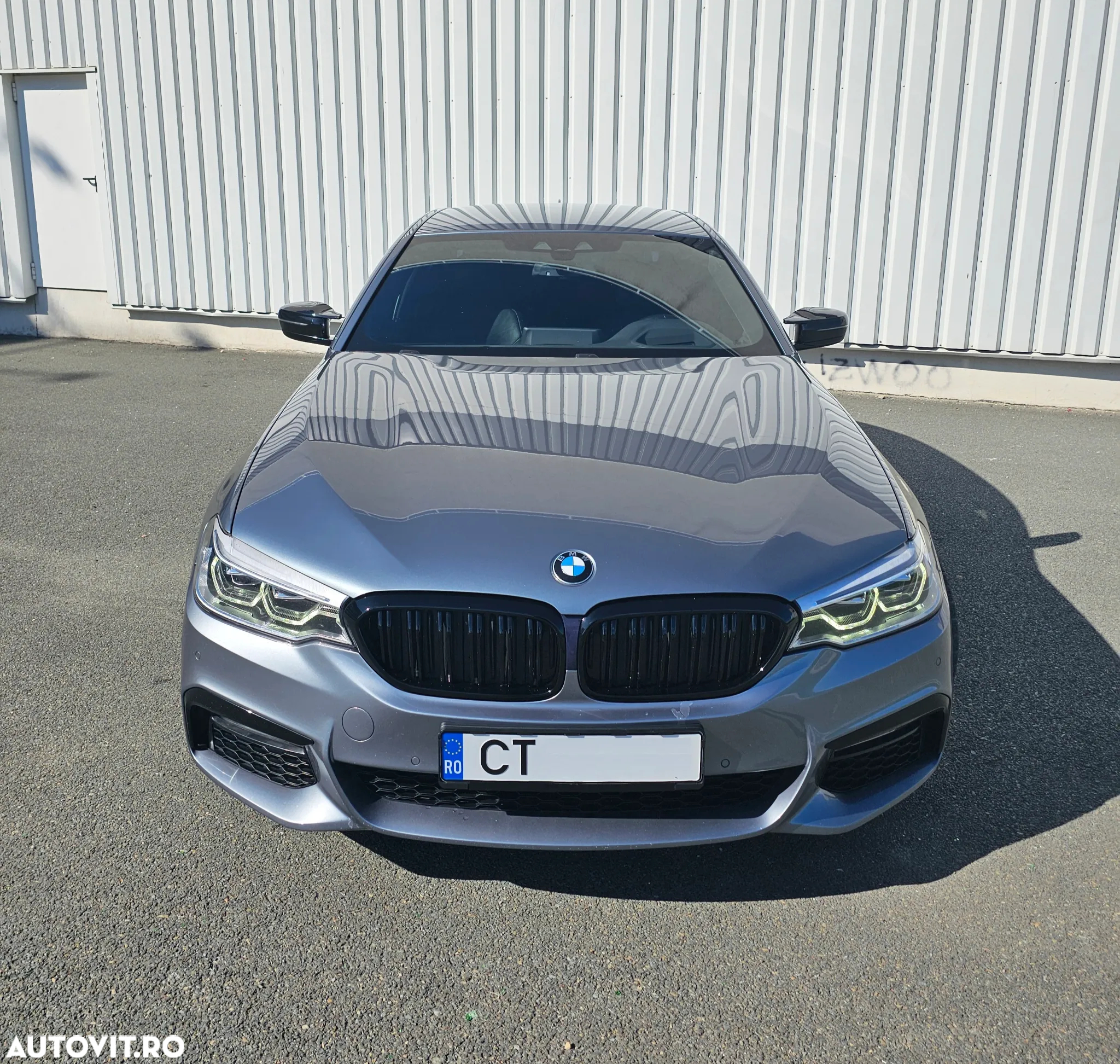 BMW Seria 5 520i Aut. - 3
