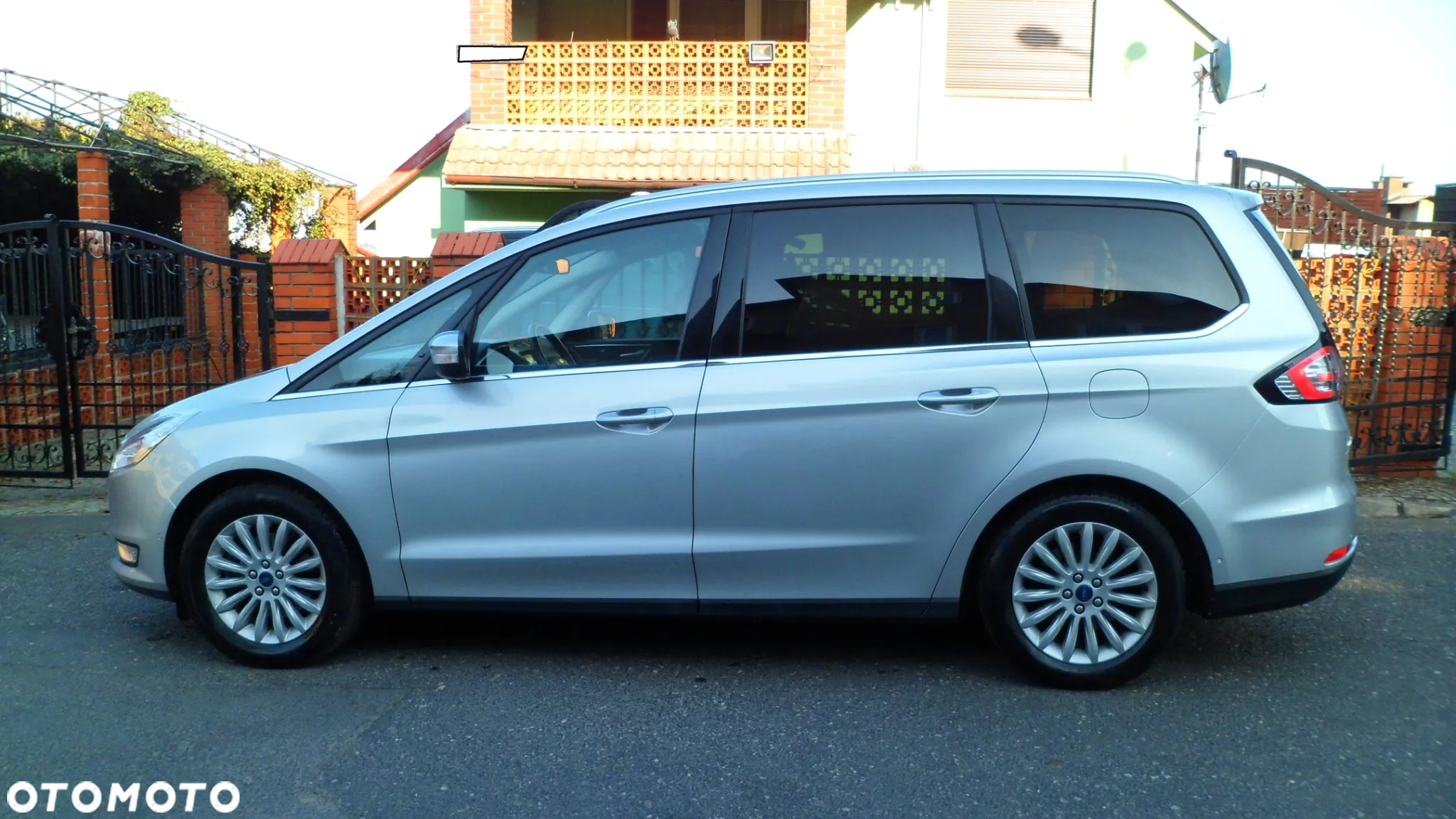 Ford Galaxy 2.0 TDCi Titanium - 4