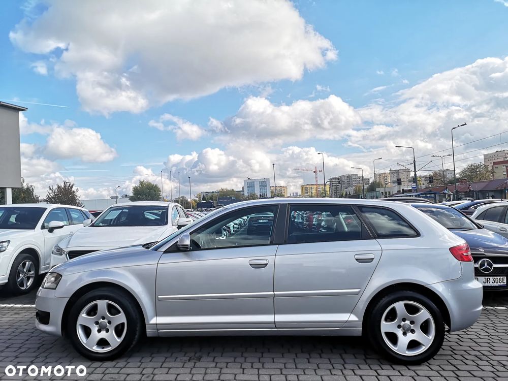 Audi A3 Sportback 1.8 TFSI Ambiente - 6