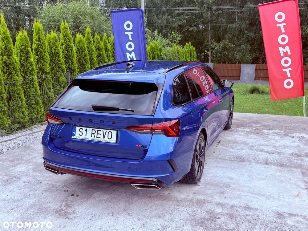 Skoda Octavia 2.0 TDI DSG 4x4 RS - 10