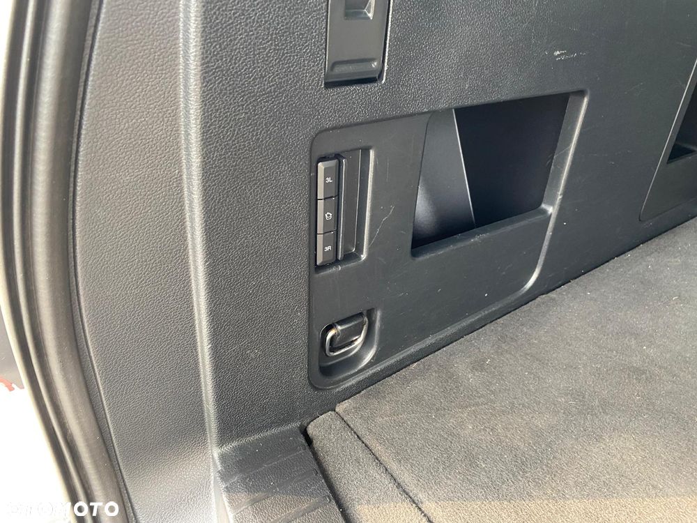 Ford Expedition - 26