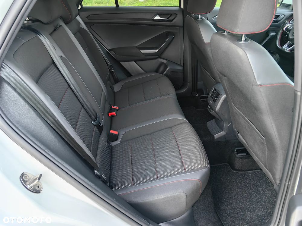 Volkswagen T-Roc 1.5 TSI ACT Premium - 22