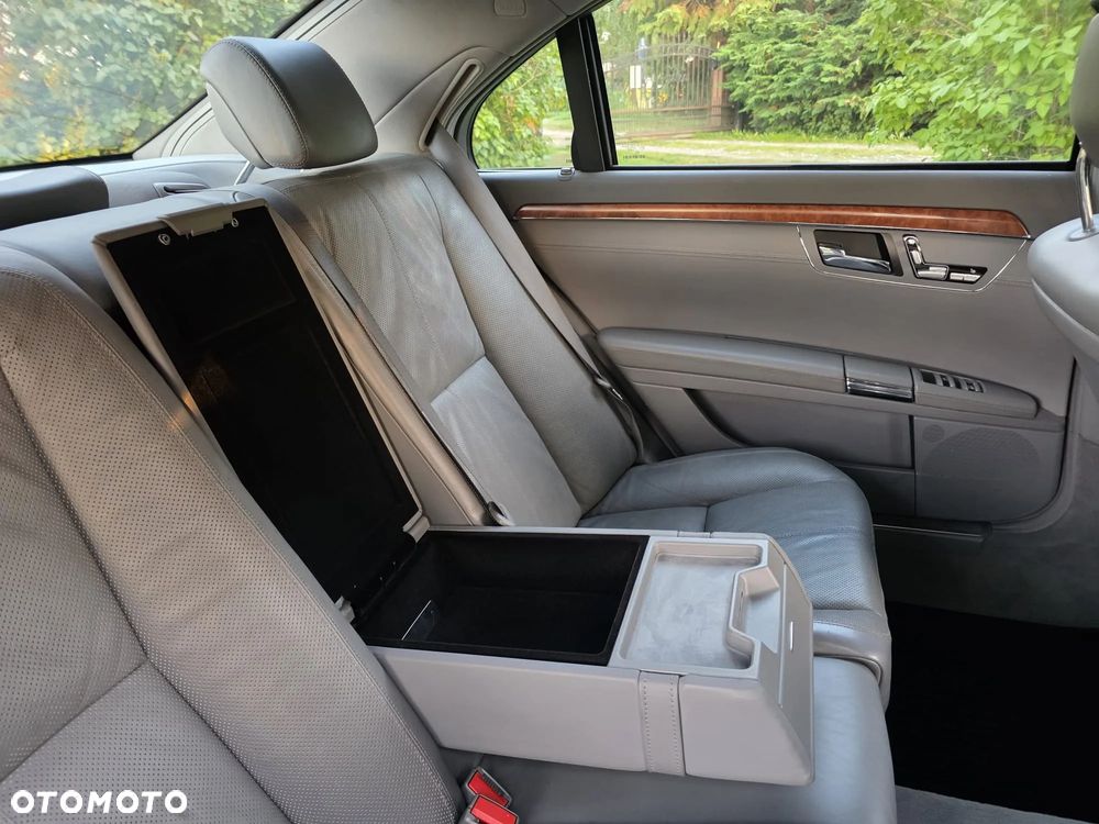 Mercedes-Benz Klasa S 500 4-Matic - 22