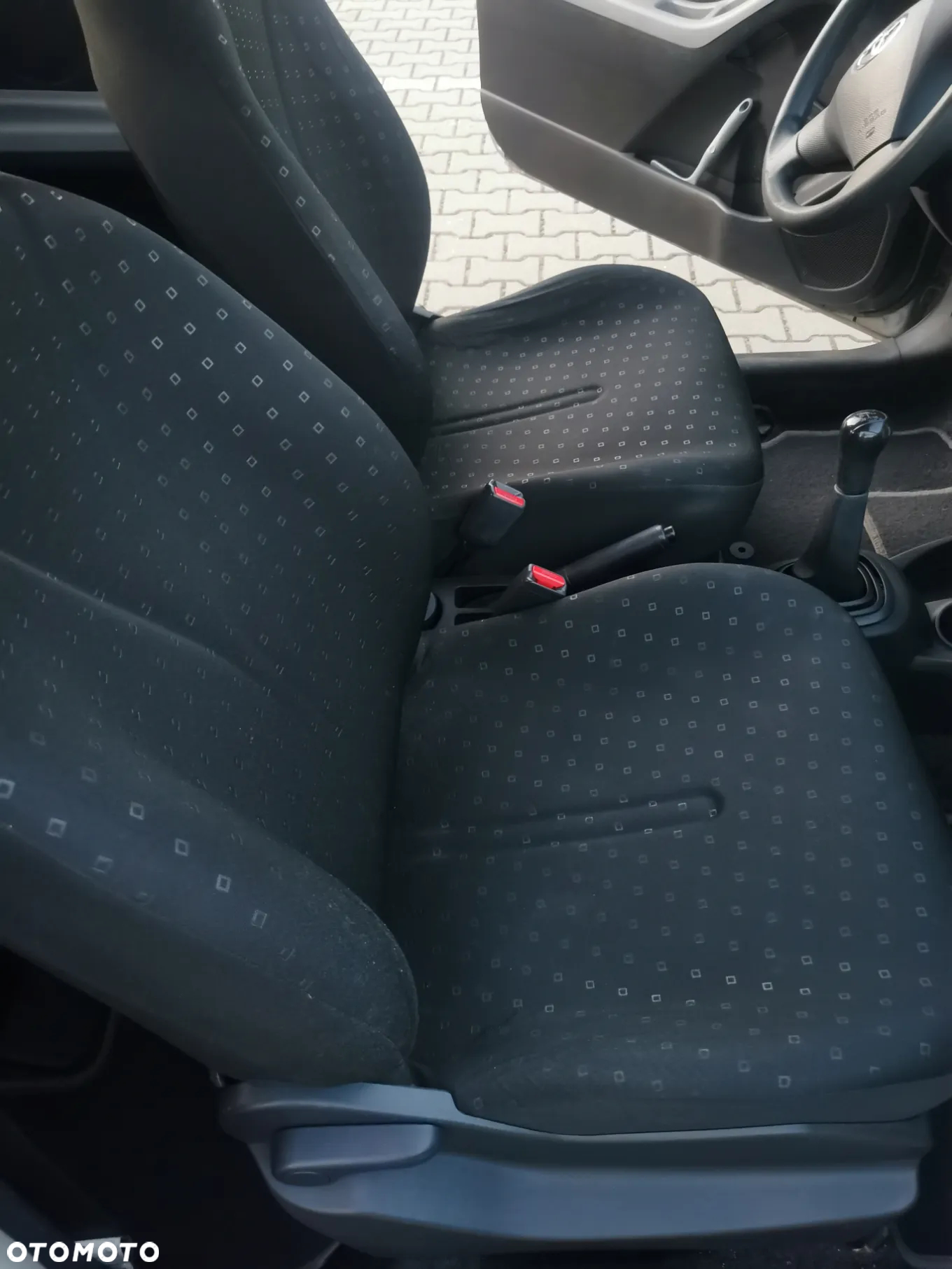 Toyota Yaris - 7