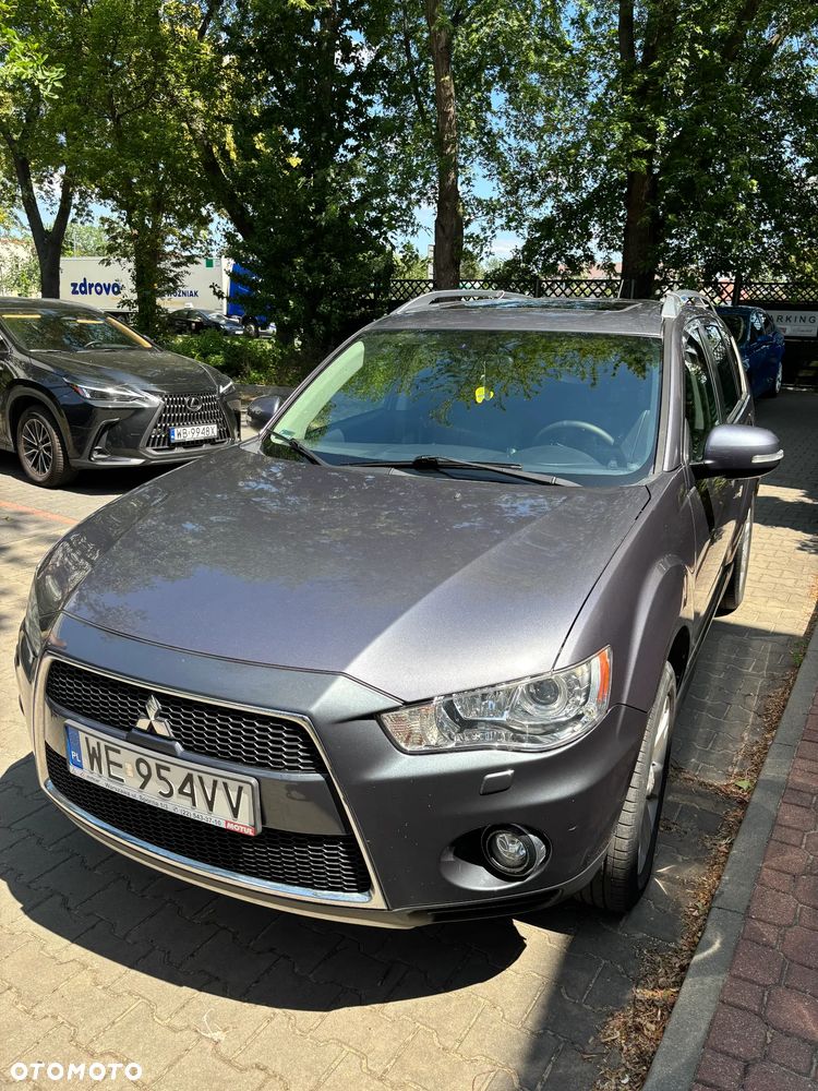 Mitsubishi Outlander 2.0 DID Intense + - 6