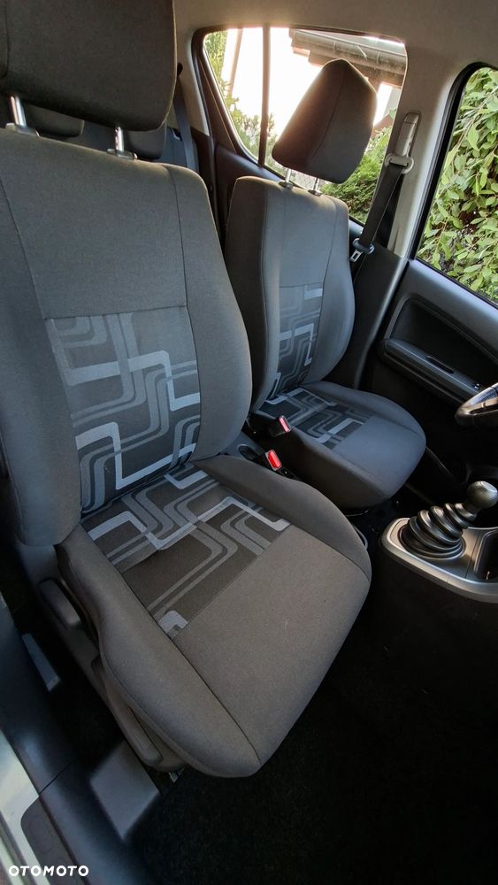 Suzuki Splash 1.0 Comfort - 17
