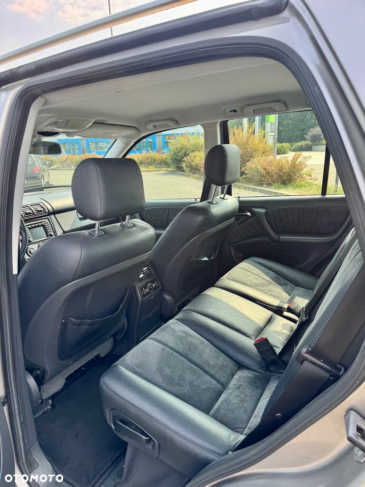 Mercedes-Benz ML - 10