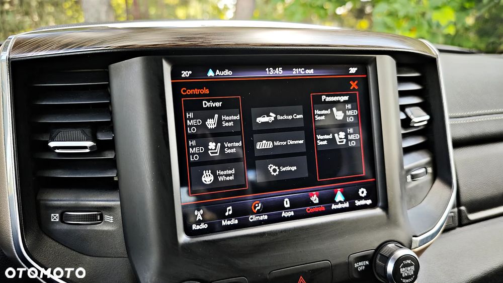 Dodge RAM - 32