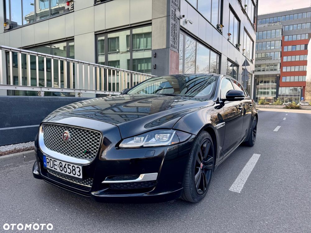Jaguar XJ - 1
