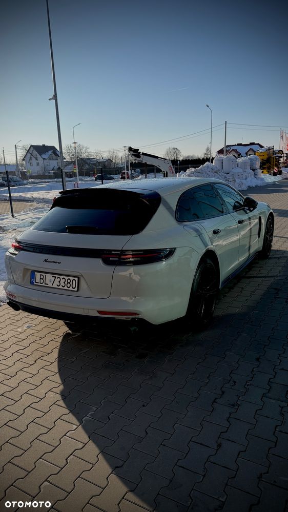Porsche Panamera 4S - 7