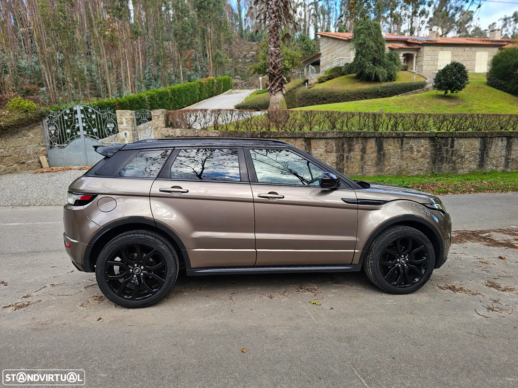 Land Rover Range Rover Evoque 2.2 DW12C Prestige - 10