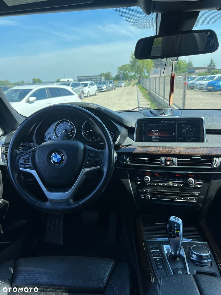 BMW X5 xDrive35i - 18