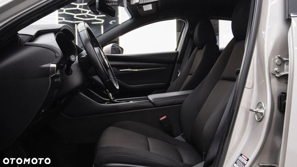 Mazda 3 2.0 mHEV Exclusive Line - 17