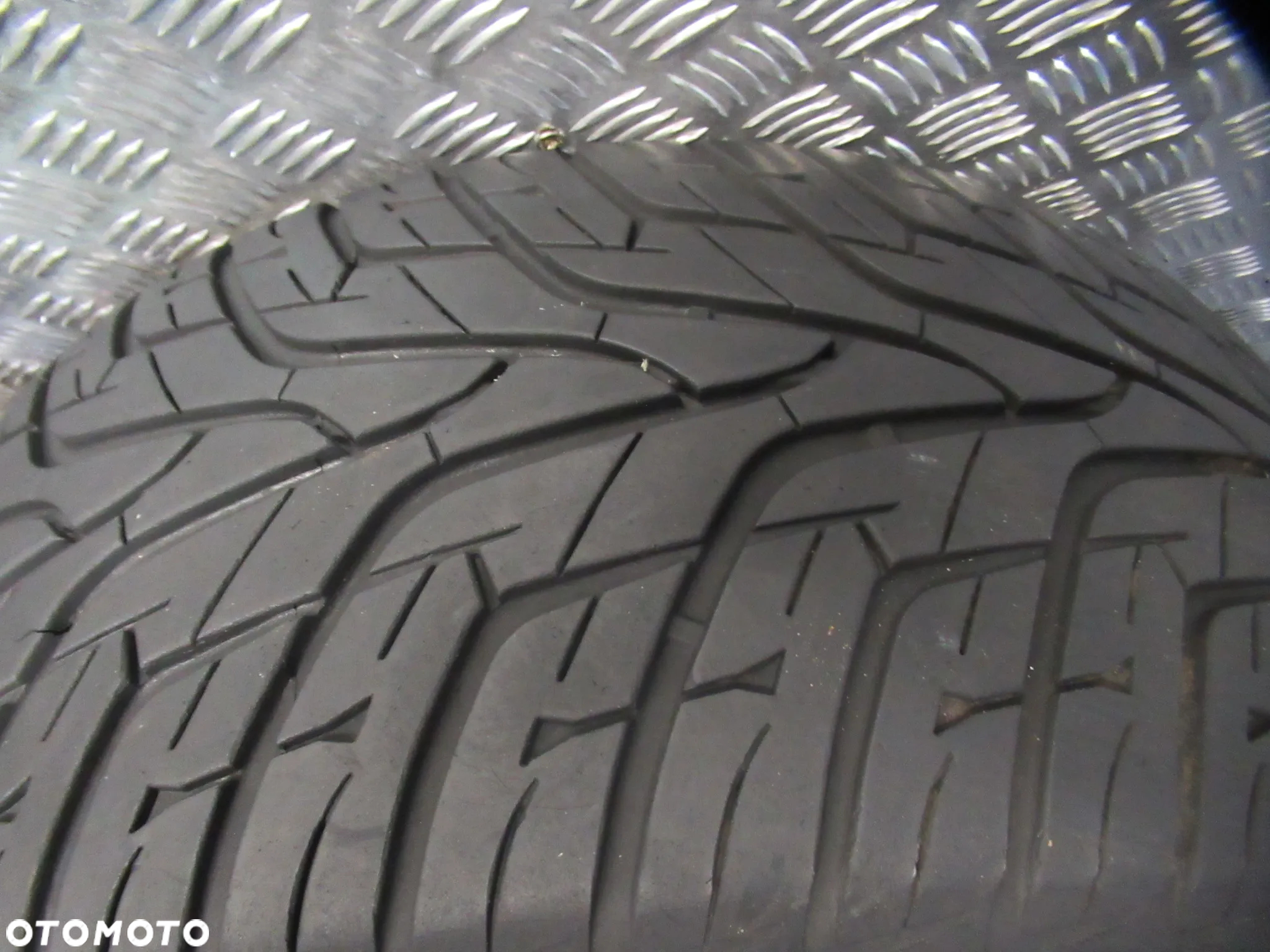 Koła Dodge Durango Ram Jeep Grand Cherokee 9Jx20 ET +10 5x127  5x139,7 - 12